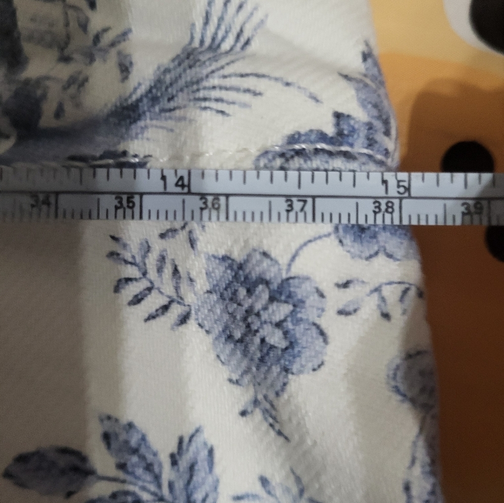 Polo Ralph Lauren floral shorts - Picture 3 of 4